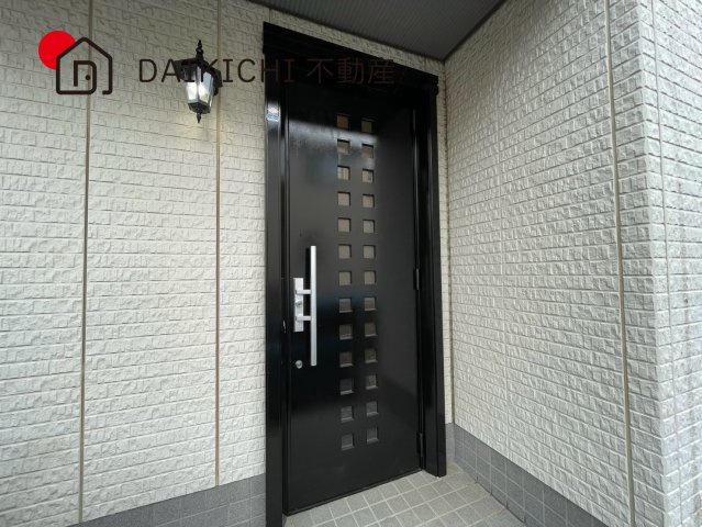 【玄関】 | 鴻巣市生出塚1丁目　中古戸建