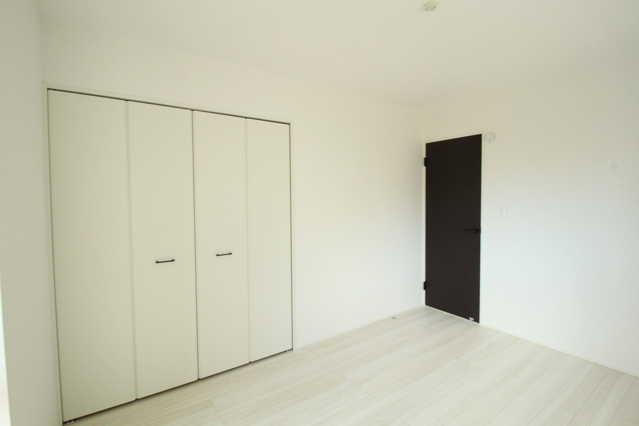 瀬戸西町1丁目　新築戸建　の洋室|南東の部屋　6.0帖
