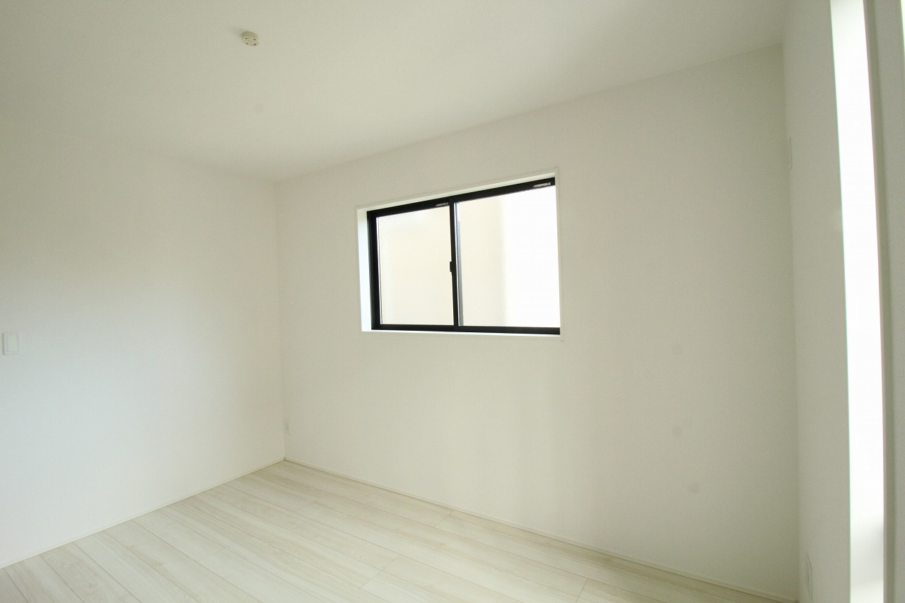 瀬戸西町1丁目　新築戸建　の洋室|南東の部屋　6.0帖