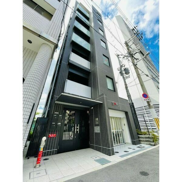 Sam BLDGの外観