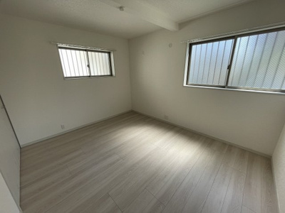 【寝室】 | 西今川1貸家