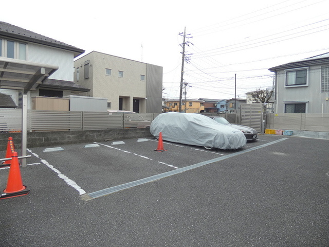 ＫＯＮＡＹＡガーデンコートの駐車場