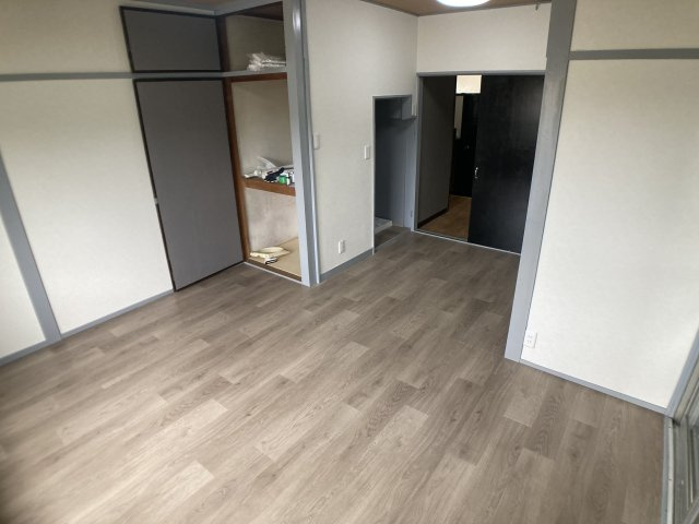 鈴蘭台南町7丁目貸家のその他|ダイニングスペース、収納も有ります