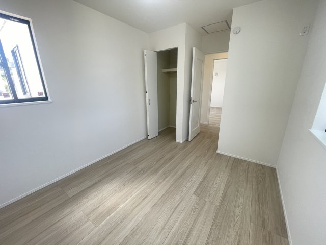 豊見城市金良Ⅲ（全10棟）D号棟の洋室|D号棟　洋室5.75帖＋CL付き♪