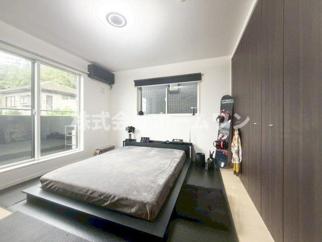 あきる野市草花　中古戸建の洋室