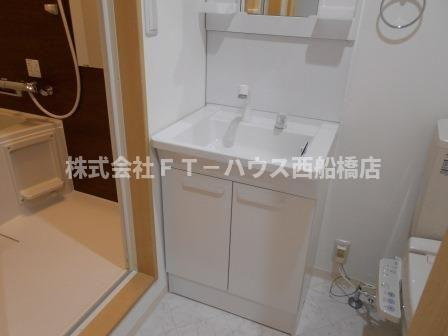 リコリス船橋の洗面所