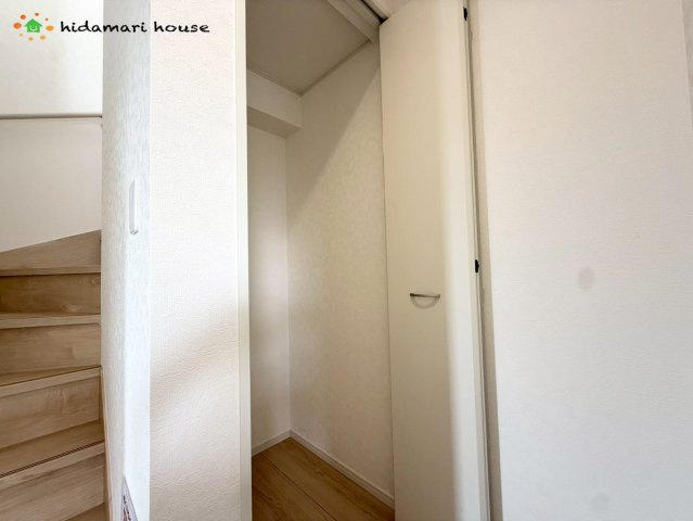 伊奈町本町第3　新築戸建　クレイドル02の収納