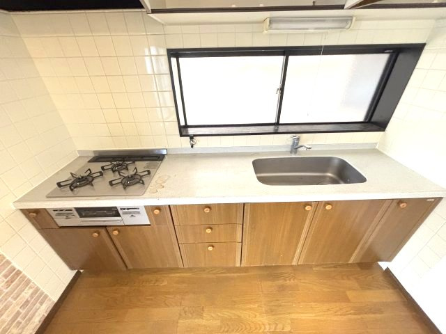 河内長野市市町の一戸建てのキッチン