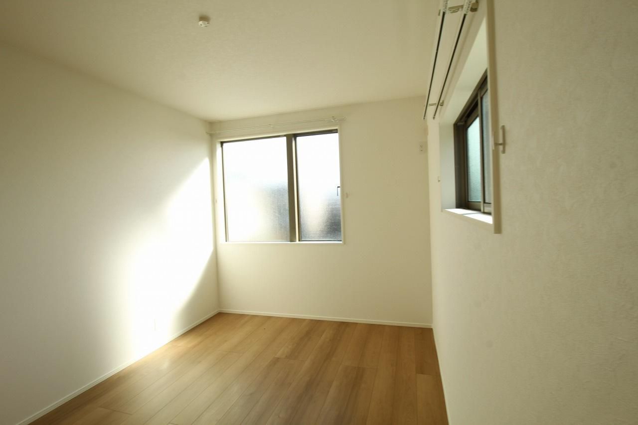 香南市野市町みどり野　新築戸建　⑤の洋室|2Ｆ　南西の部屋　6.6帖+CL