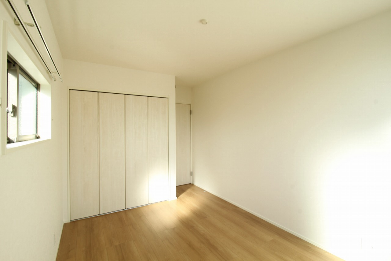 香南市野市町みどり野　新築戸建　⑤の洋室|2Ｆ　南西の部屋　6.6帖+CL