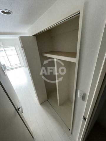 スプランディッド淀屋橋DUEの収納|スプランディッド淀屋橋DUE　クローゼット