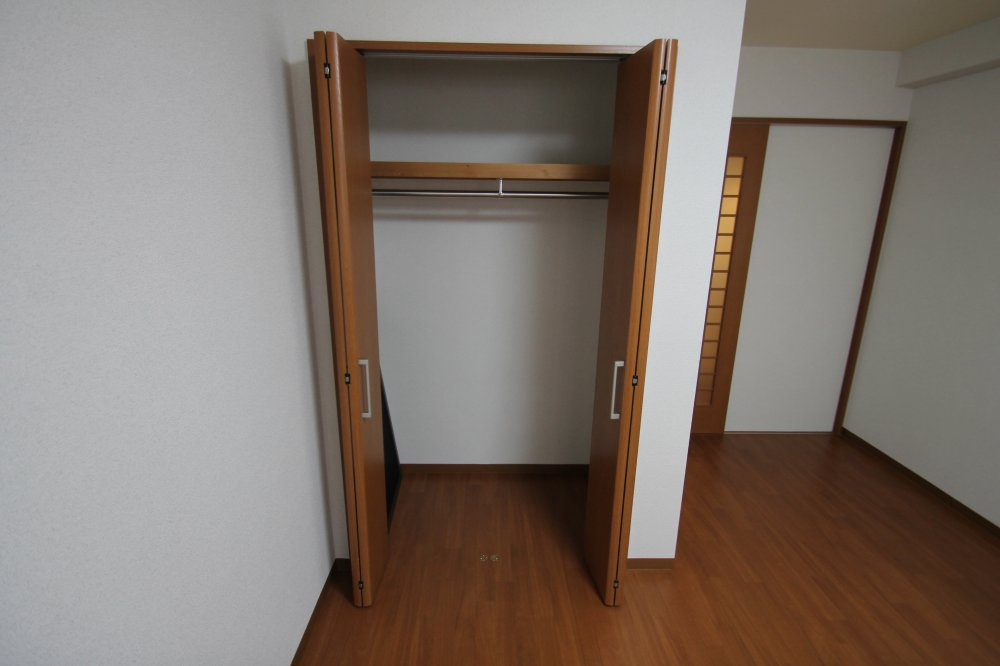 グランディールタカラの収納|グランディールタカラ　クローゼット
