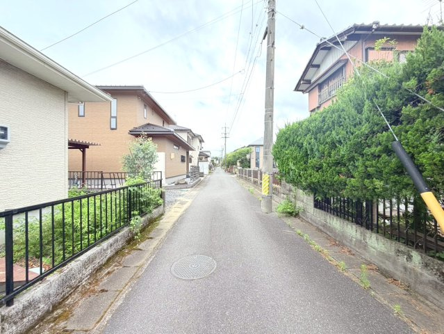 【商談中】売土地　大垣市稲葉東1丁目　71.55坪の前面道路含む現地写真