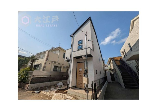 杉並区清水３丁目新築分譲住宅の前面道路含む現地写真
