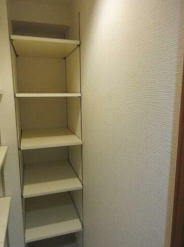 Ｄクラディア目黒本町 の収納