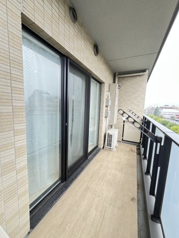 ディアスタ早稲田諏訪通りのバルコニー