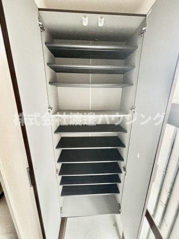 守口市大久保町３丁目の一戸建ての収納