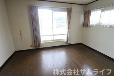 【洋室】 | 忠隈4LDK戸建