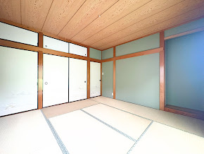 【和室】 | ◆青葉区荏子田1丁目　中古戸建◆ | ◆柔らかい陽光が差し込む明るいお部屋を演出する設計。彩光の取れる窓が気持ちの良いお部屋を創り上げます。
