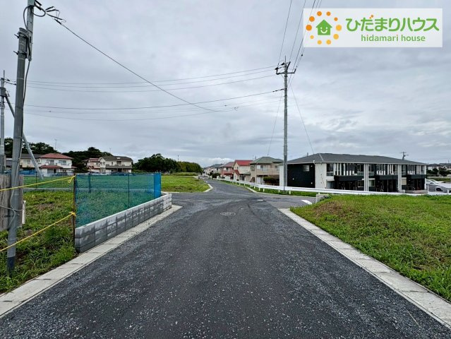 ひたちなか市東石川8期　新築戸建の前面道路含む現地写真|閑静な住宅地で叶える穏やかな新生活☆彡