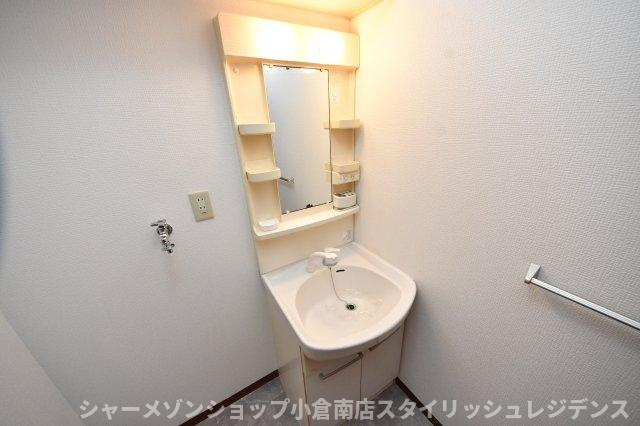 ソレイユ霧ヶ峰の洗面所