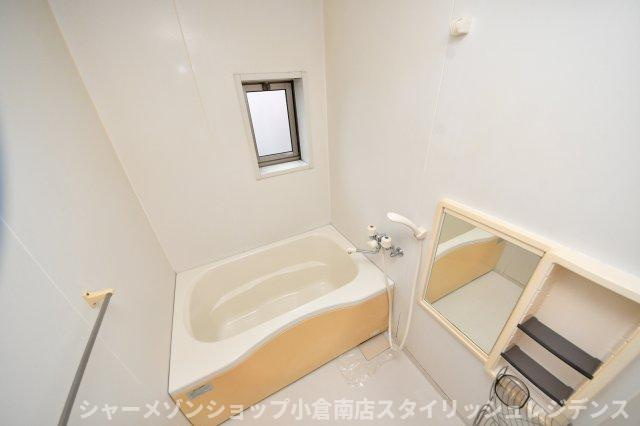 ソレイユ霧ヶ峰の浴室
