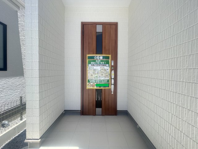 豊見城市金良Ⅲ（全10棟）G号棟の玄関|G号棟　スマートキー付き♪