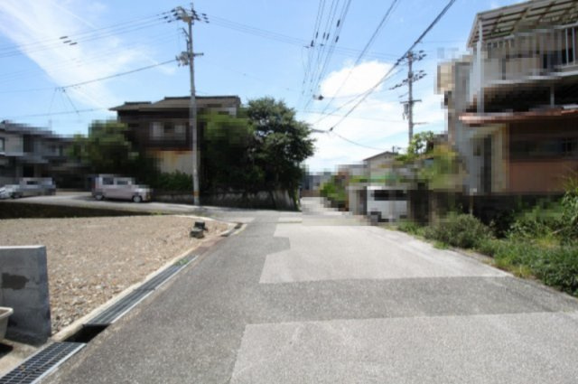 十津5丁目　新築戸建　の前面道路含む現地写真