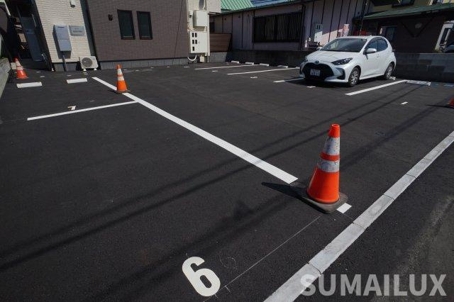 アペゼ OBGの駐車場