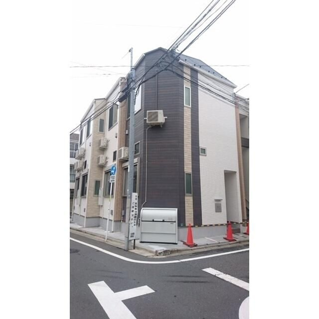 ハーモニーテラス南長崎のエントランス