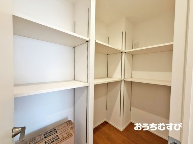 北区清水308②(全2棟)の収納