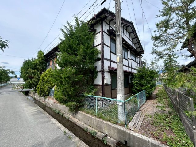 松本市鎌田1丁目　一棟アパートの外観