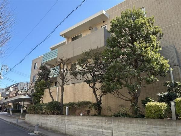プラウド代々木初台の外観