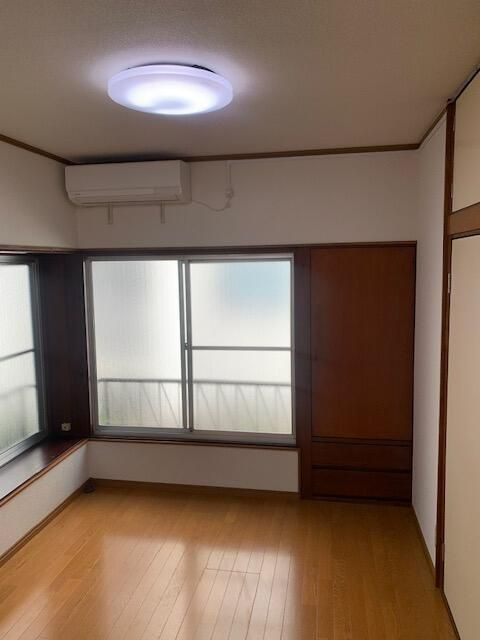 細井荘