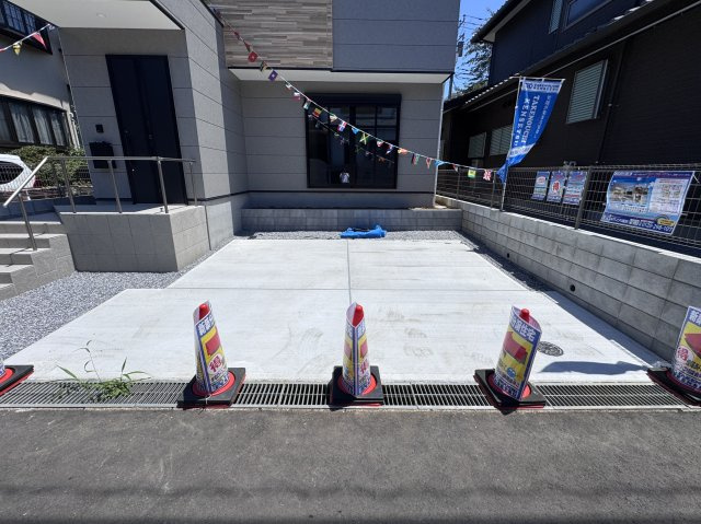 流山市江戸川台西４丁目新築戸建（江戸川台西12期）の駐車場|駐車スペース・並列2台駐車可