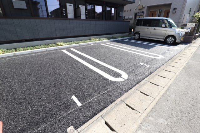 フェリシアの駐車場|駐車場