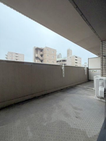 コムズ天満のバルコニー