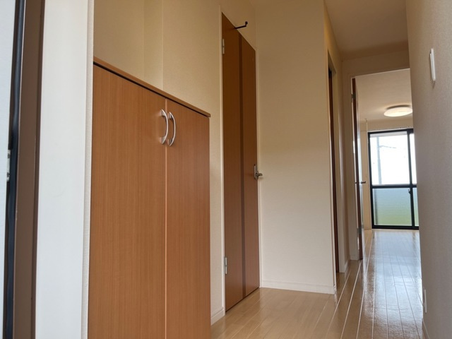 アルヴィータの内装|廊下