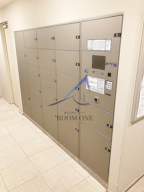 ブランズ東雲のその他共用部分|宅配ボックスです。