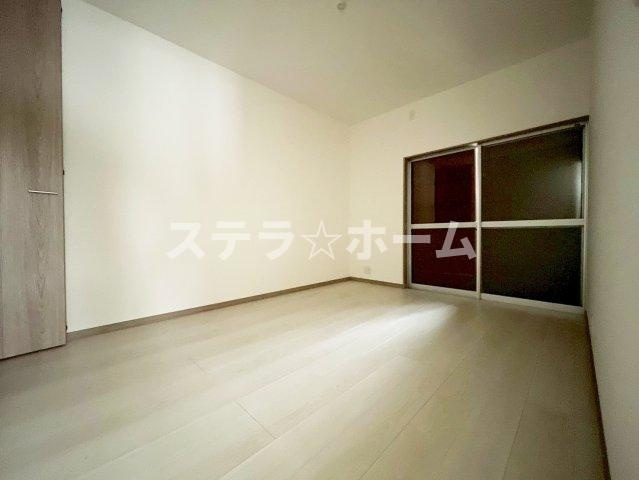 鳥飼西1 中古戸建の洋室|使い勝手のいい洋室です