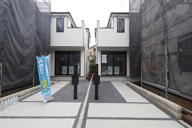 《仲介手数料無料》岩槻区諏訪５丁目5-3新築一戸建てKEIAI GRACEの外観