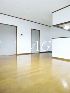 【居間・リビング】 | ベラドンナ五本木 | 洋室のお部屋です。