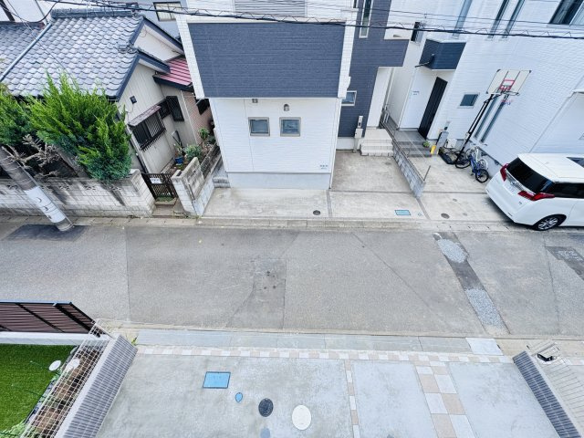 流山市松ヶ丘４丁目新築戸建【東小学校：10分】の展望|バルコニーより道路側眺望・南道路で日当たり良好♪
