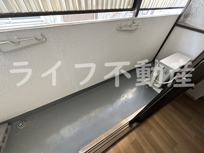 ホワイティ大今里のバルコニー|バルコニーからの眺めを楽しみながら食事をしませんか