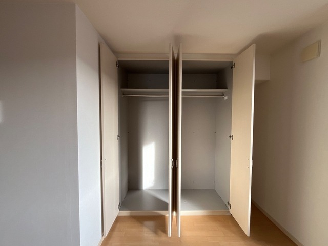 エスポアールＢの収納|クローゼット