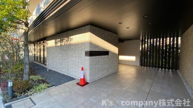 ◎茅ヶ崎市赤松町　プライム湘南辻堂リーフィアレジデンスのエントランス|エントランスまでのアプローチ◇