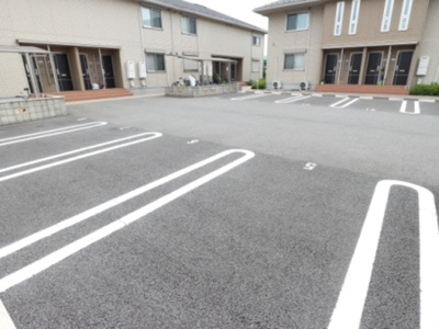 【駐車場】 | プリマヴェーラ B | 駐車場