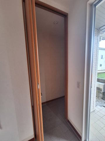 高崎市三ツ寺町大和ハウス施工中古住宅の収納