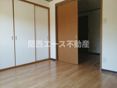 【寝室】 | コンフォート岸和田