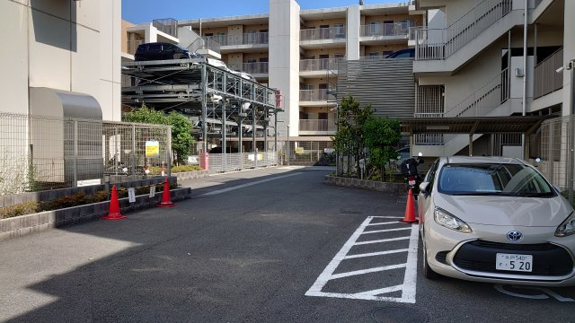 八王子市明神町２丁目の駐車場の駐車場
